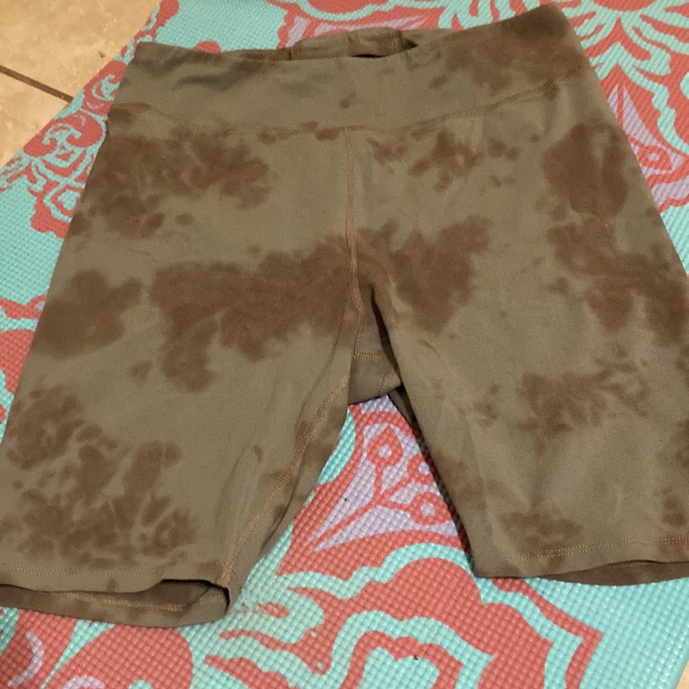 Tie died yoga/biker shorts